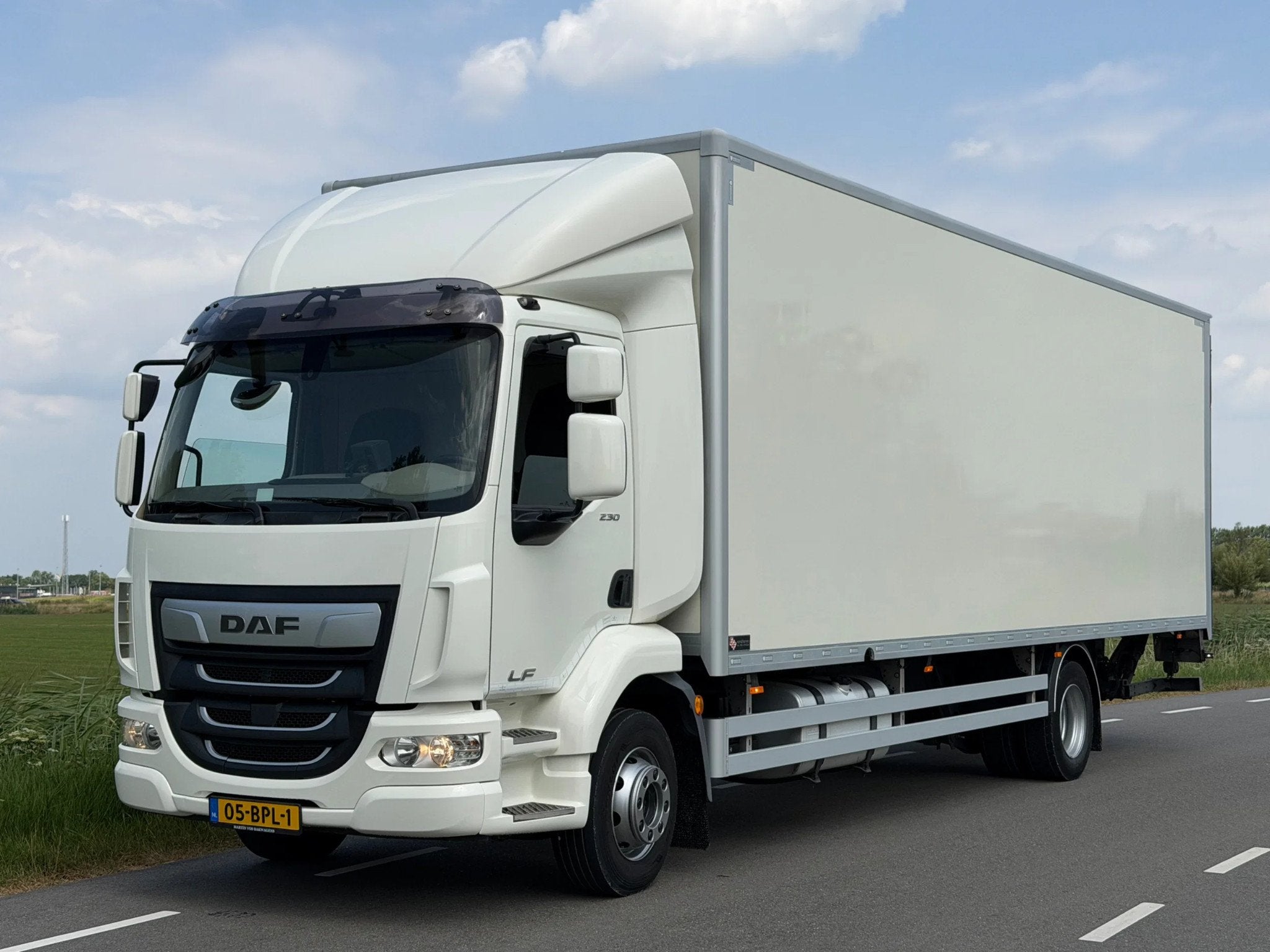 DAF LF 230 LF230.14 EURO6. 2020. GEEN 2E zo mooi! (bj 2020), Auto's, Bestelwagens en Lichte vracht, Automaat, Achterwielaandrijving