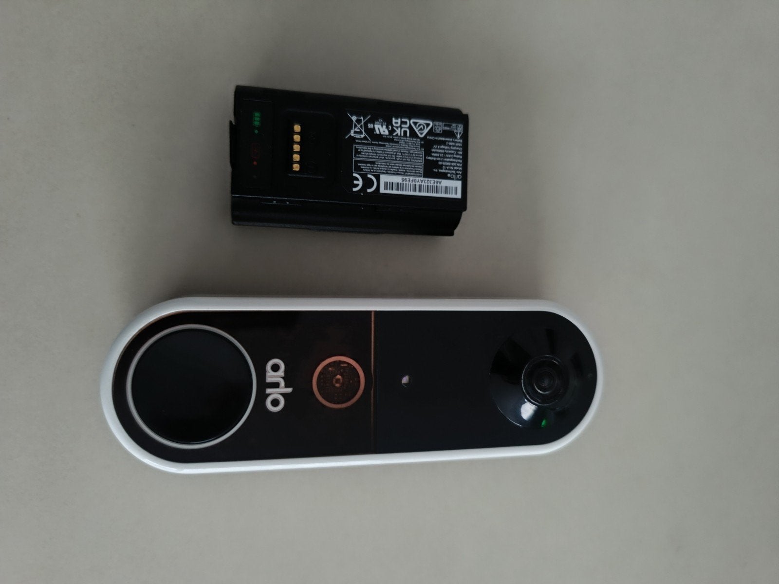 Arlo Wifi video deurbel met heel sterke batterij., Ophalen