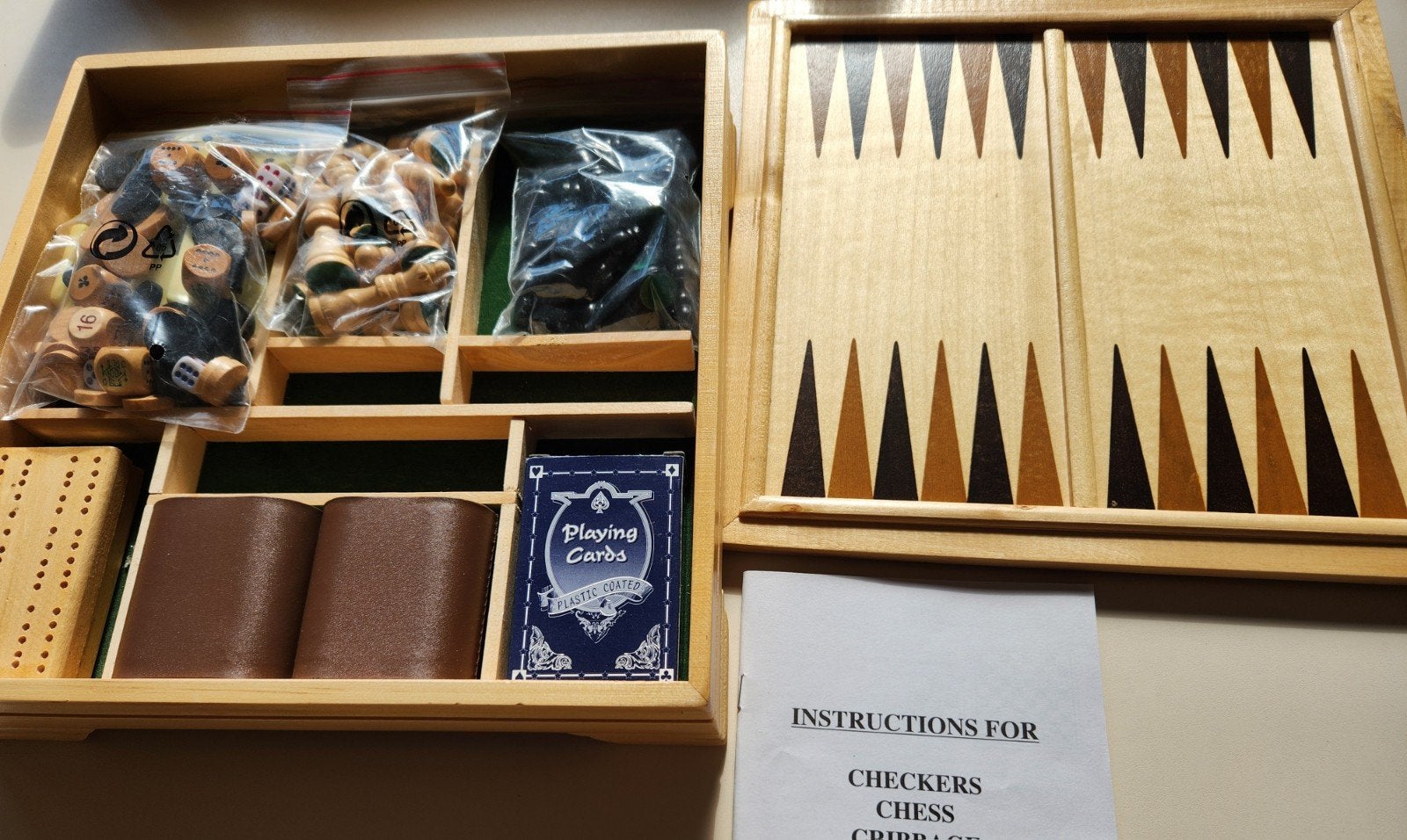 doos met 6 spellen, Ophalen, Zo goed als nieuw