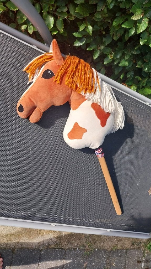 2 Hobbyhorses, Ophalen, Zo goed als nieuw