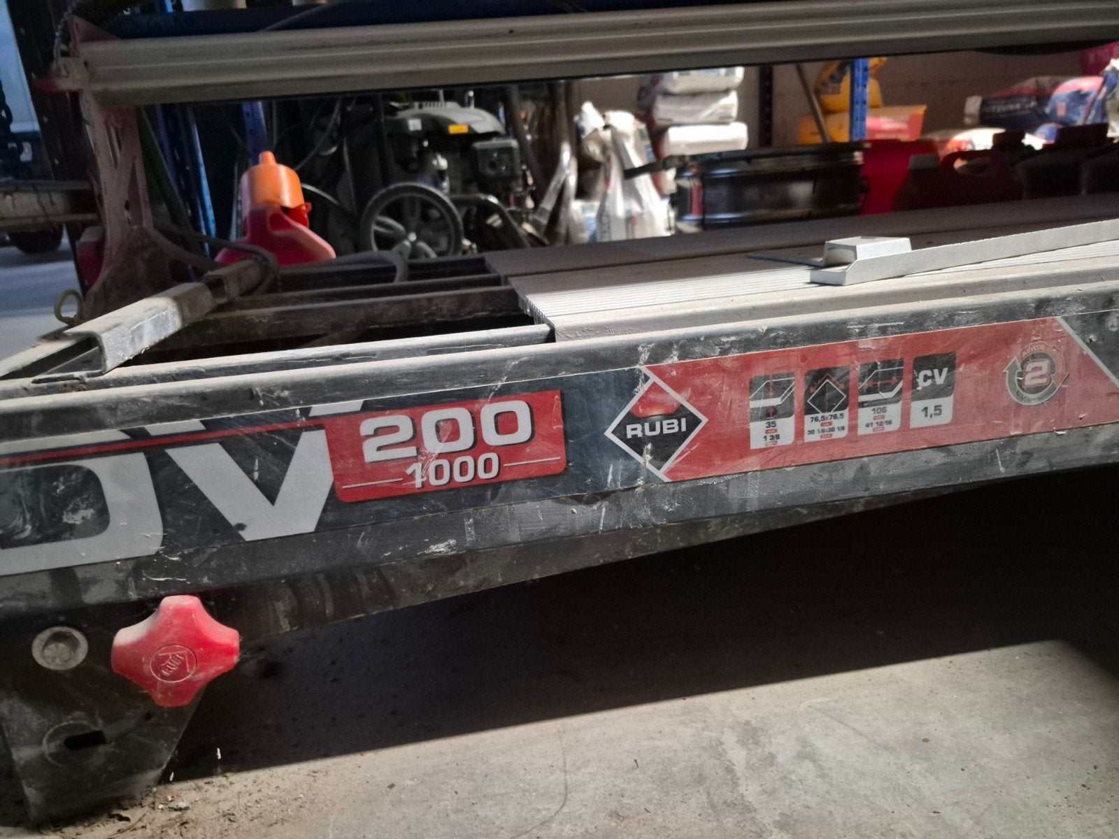 Rubi DV200 1000 tegelzaagmachine, Enlèvement