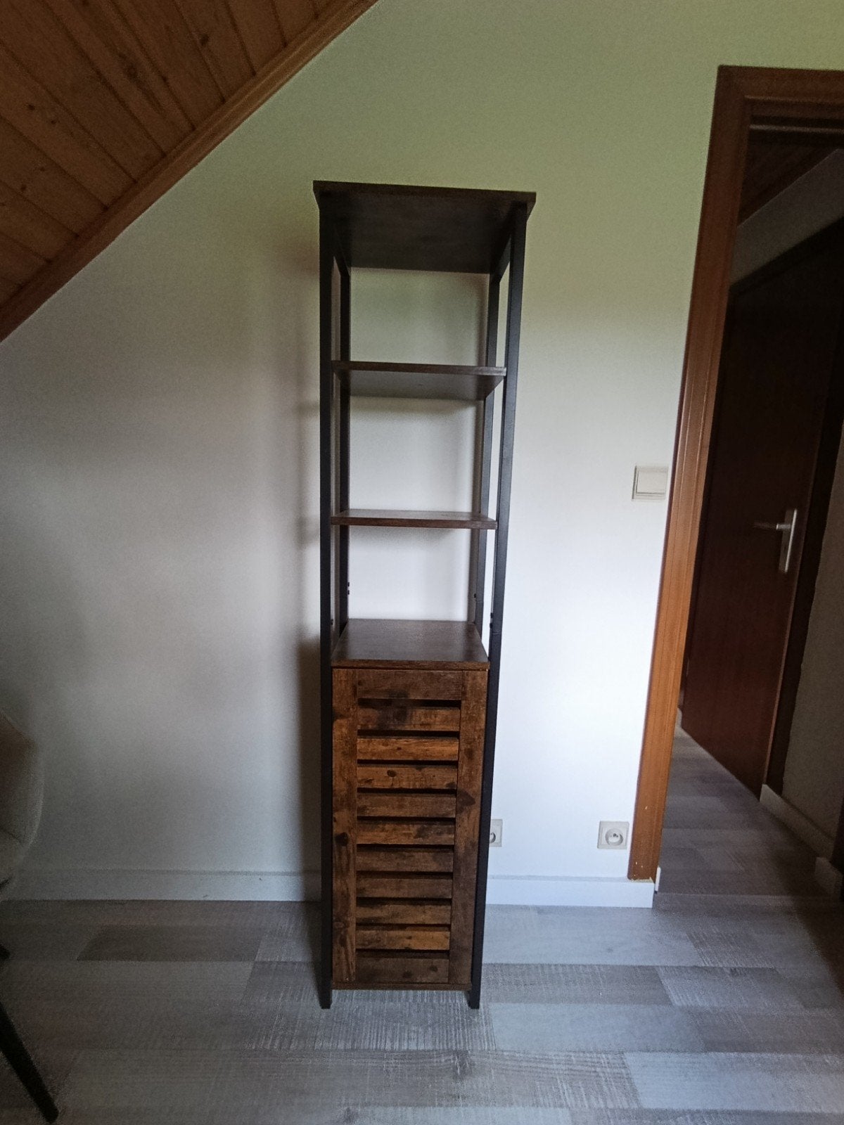 Kastje Vasagle, Huis en Inrichting, Ophalen, Gebruikt