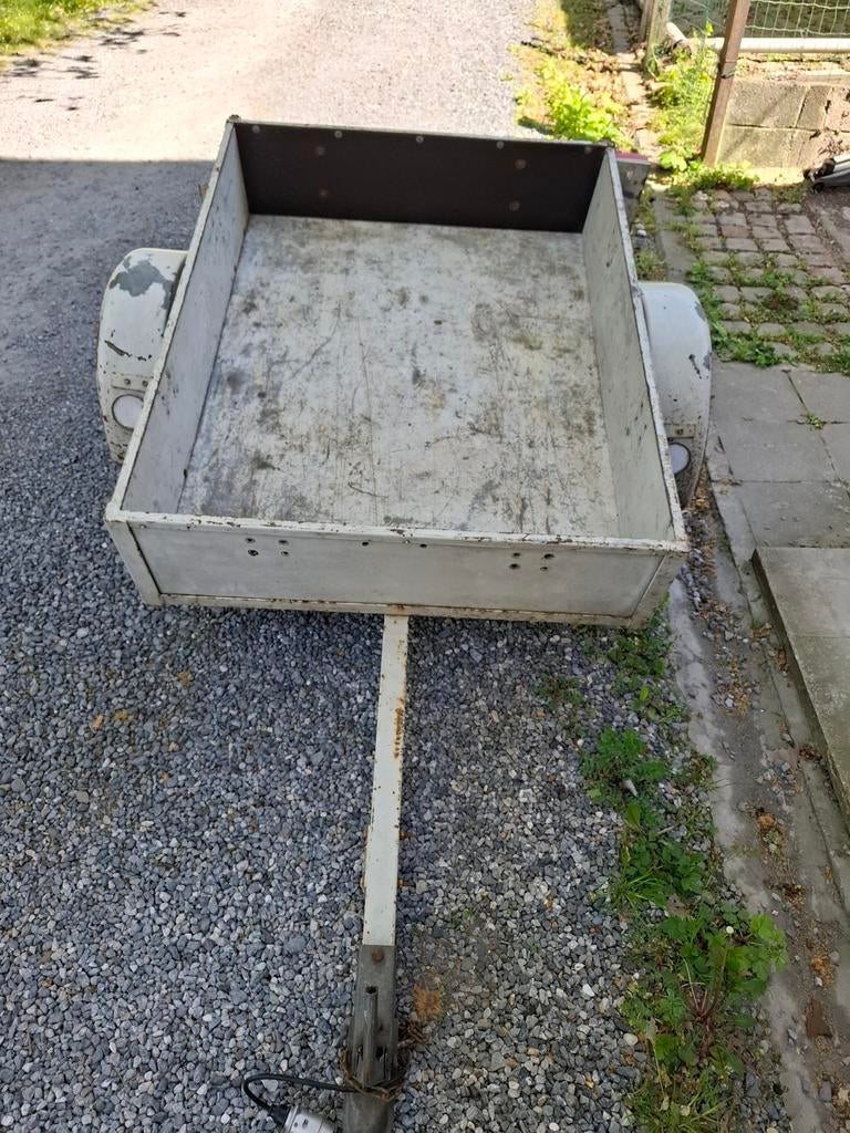 Remorque 450kg état correct ,fonctionnel, Enlèvement