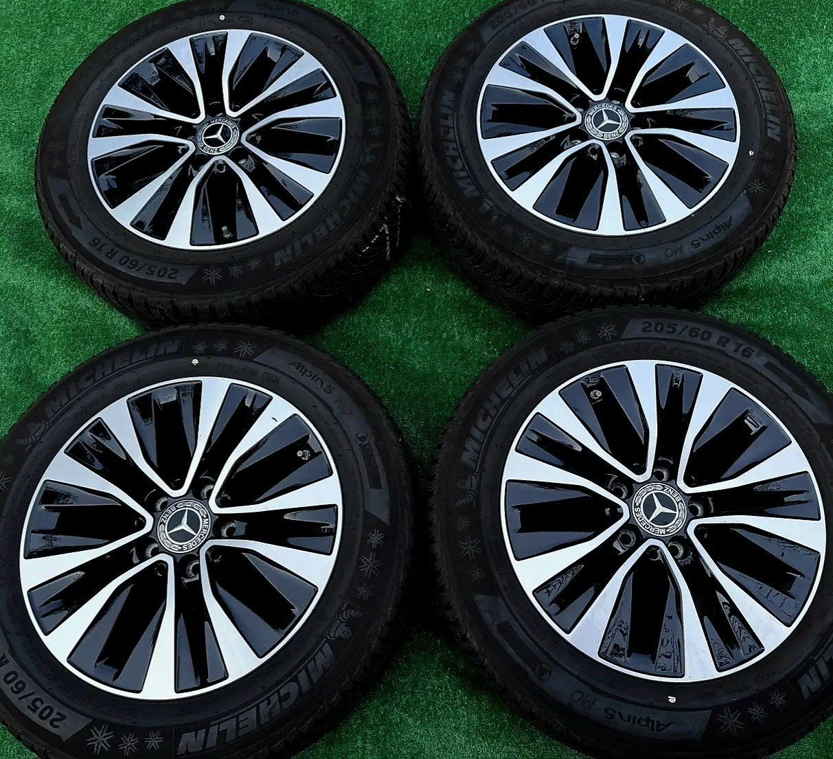 Jantes Mercedes Classe A / CLA 16" + Pneus Michelin 205/60, Enlèvement