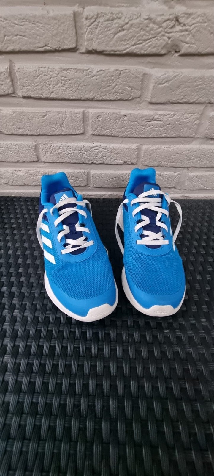 Adidas sportschoenen 39,5, Vêtements | Hommes, Neuf, Enlèvement ou Envoi, Adidas, Chaussures de sport