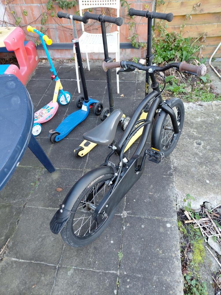 Kinder fiets en 3 steps, Ophalen, Zo goed als nieuw