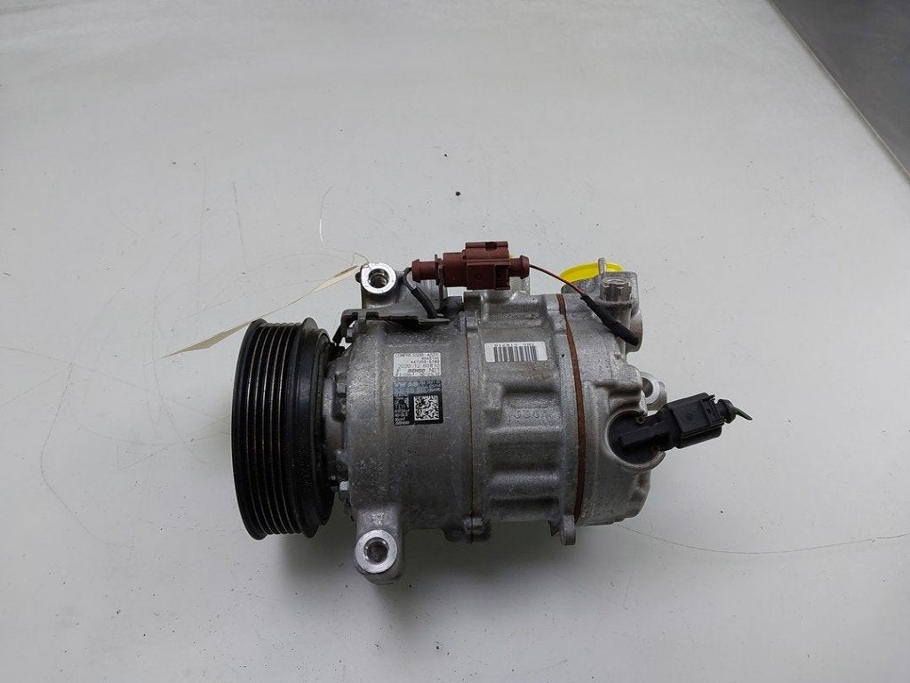 COMPRESSEUR CLIMATISATION Volkswagen Golf VIII (CD1), Volkswagen, Volkswagen AG, Utilisé, Kundenbetreuung@volkswagen.de