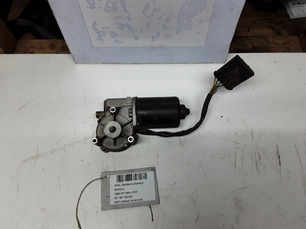 MOTEUR ESSUIE-GLACE AVANT Opel Zafira (F75) (404496), Utilisé, Rue de l'Espoir 34 34
4030  GRIVEGNÉE, BE, Info@Collignon.be, Opel
