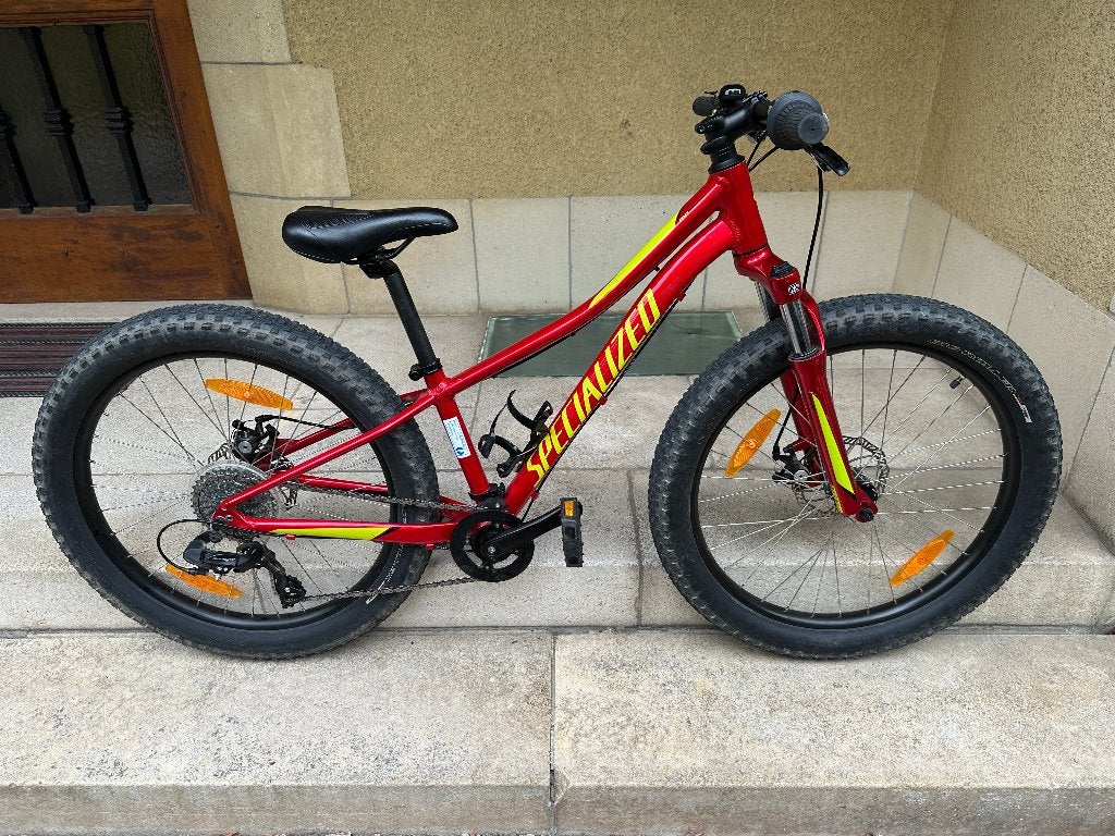 Magnifique vélo de montagne Specialized Riprock 24 (8-12ans), Vélos & Vélomoteurs, Vélos | Garçons, Specialized, Vitesses, 24 pouces