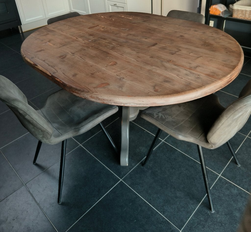 Ovalen tafel met 4 stoelen, Huis en Inrichting, Tafels | Eettafels, Ophalen, Gebruikt, 100 tot 150 cm, Landelijk