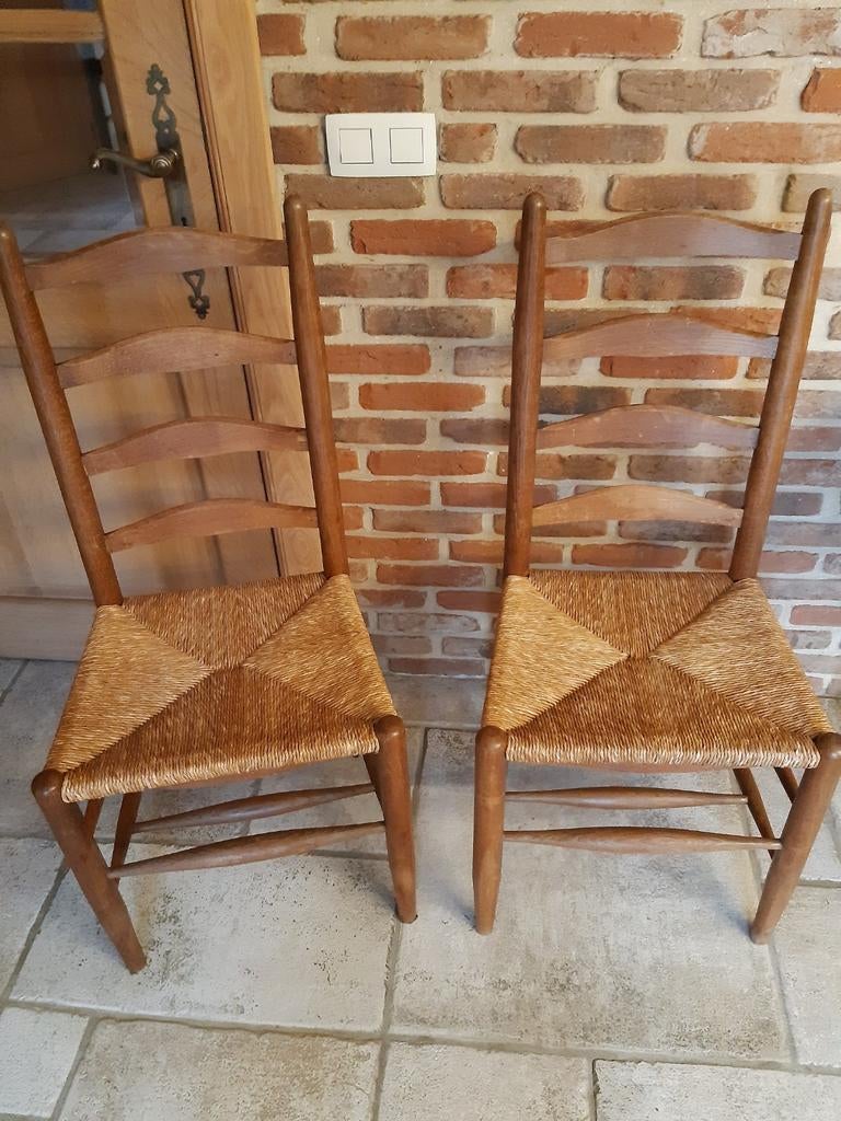 Chaises, Ophalen