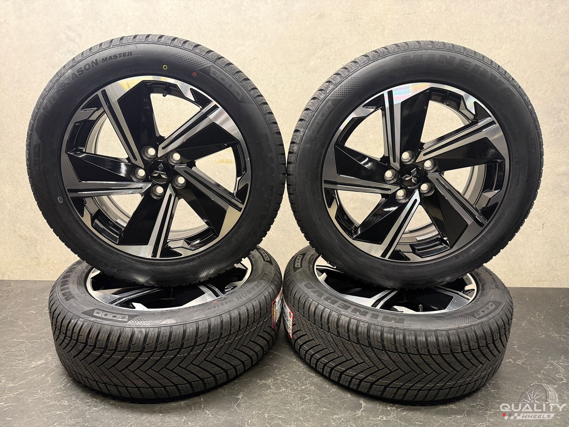 18” Mitsubishi Eclipse Cross, Outlander, ASX,  Velgen + Band, 18 inch, Gebruikt, -, -