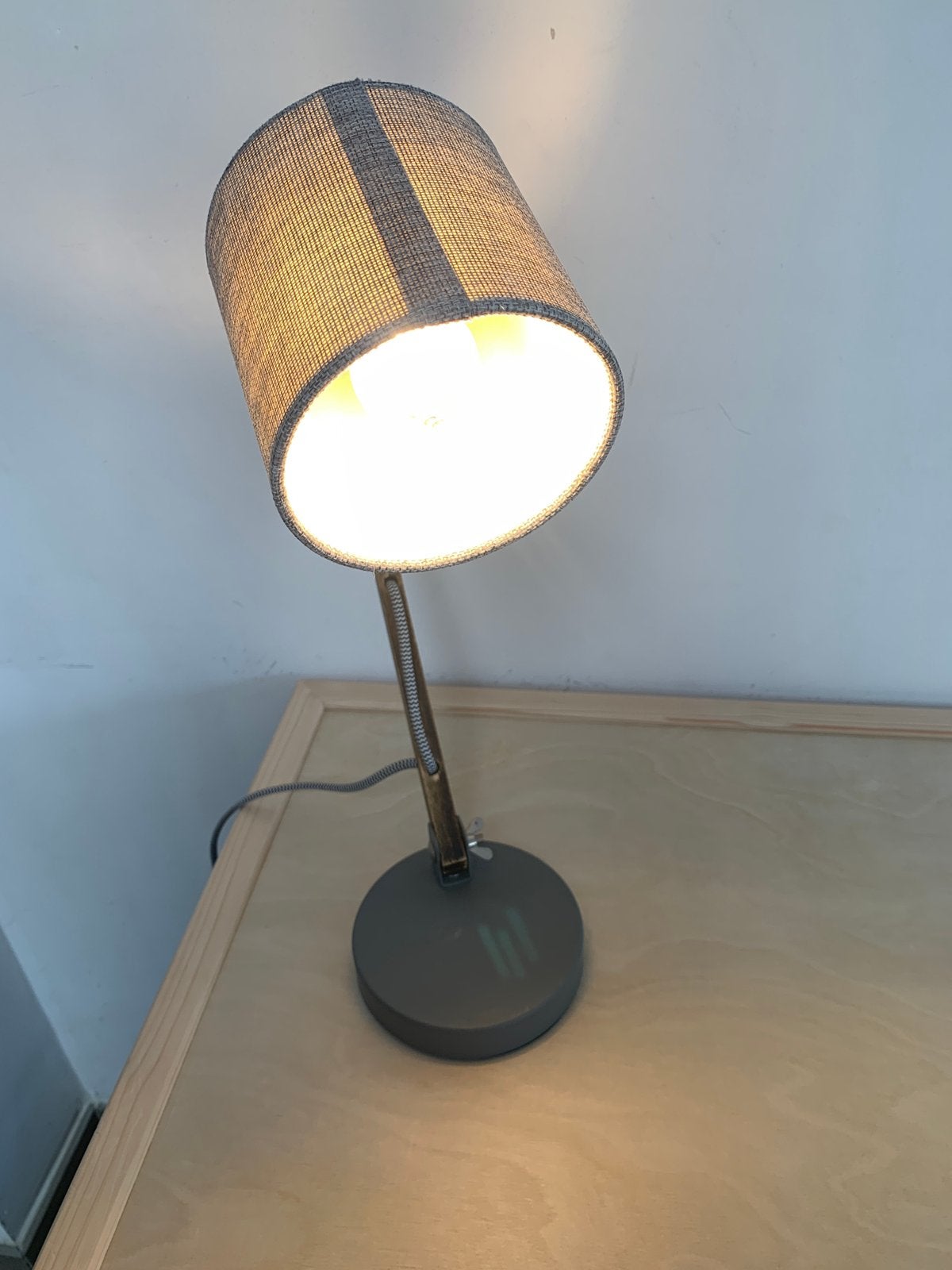Bureau lamp, Bureaulamp, Zo goed als nieuw, Hout, Ophalen
