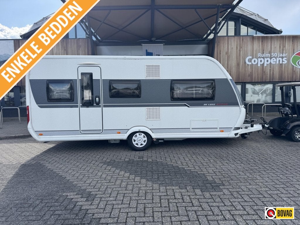 Hobby De Luxe Edition 495 UL, Jusqu'à 4, 4 à 5 mètres, Hobby, 2 lits séparés