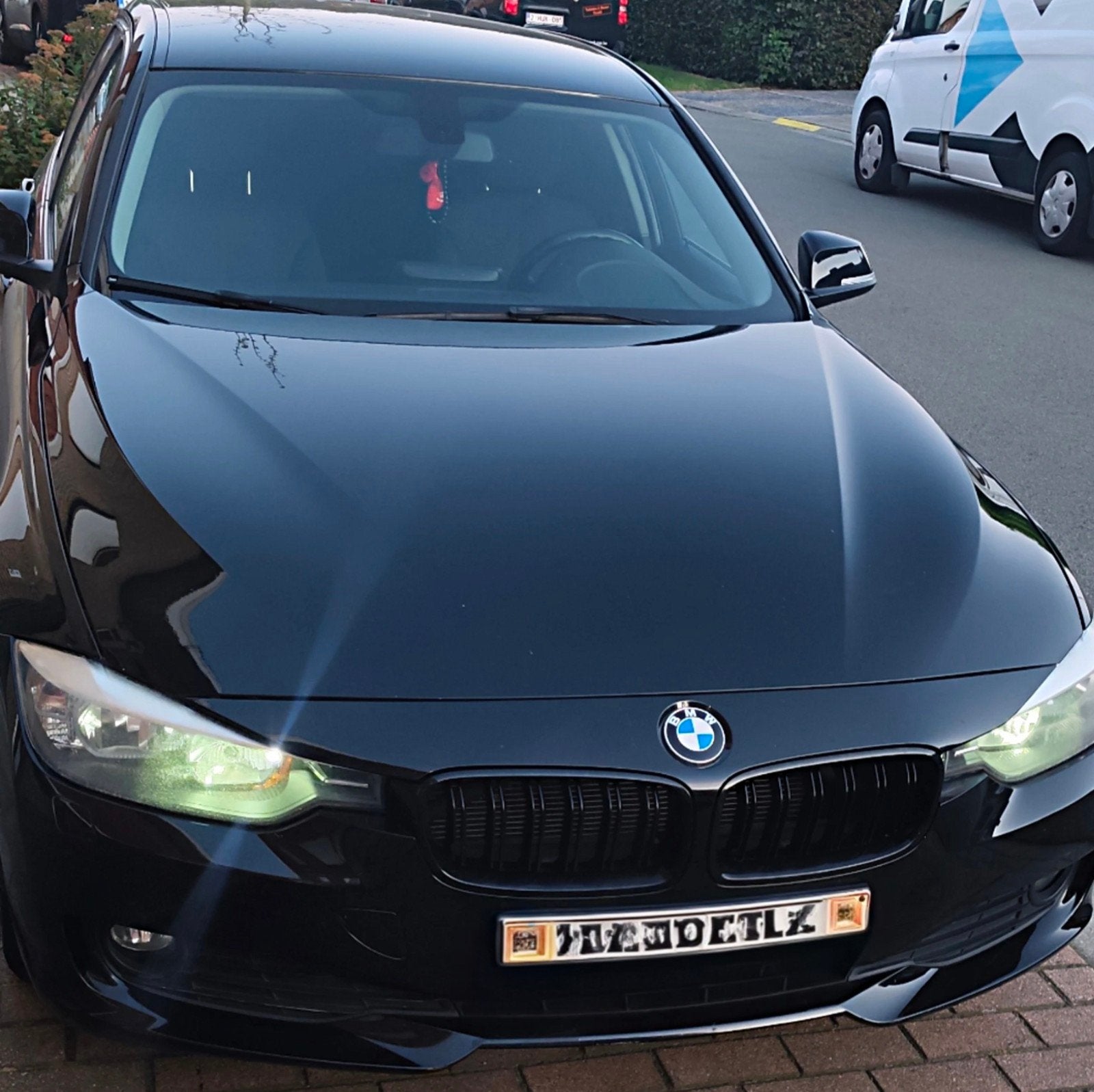BMW 316d Touring (2013) - 207.700 km - CT 2027, Autos, BMW, Achat, Entreprise, Bluetooth, Noir