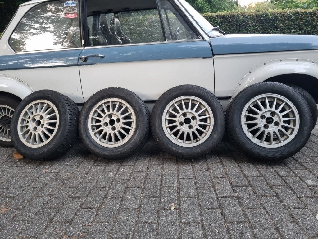 Roues 14" 4x100 avec pneus neufs, voitures anciennes VW Audi, Autos : Pièces & Accessoires, 14 pouces, Véhicule de tourisme, Pneus été