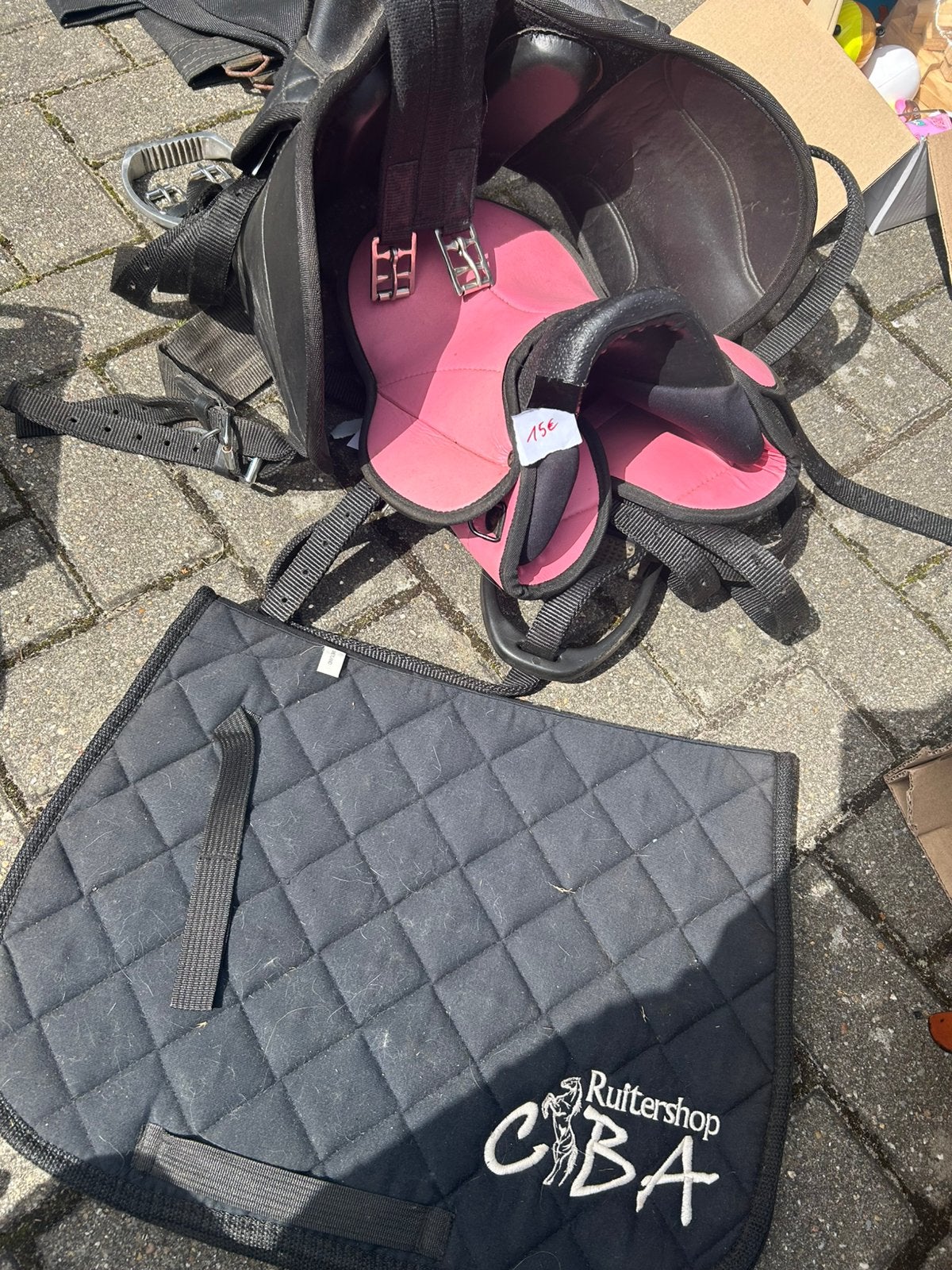 Ponny zadels, Dieren en Toebehoren, Ophalen, Zo goed als nieuw, Zwart