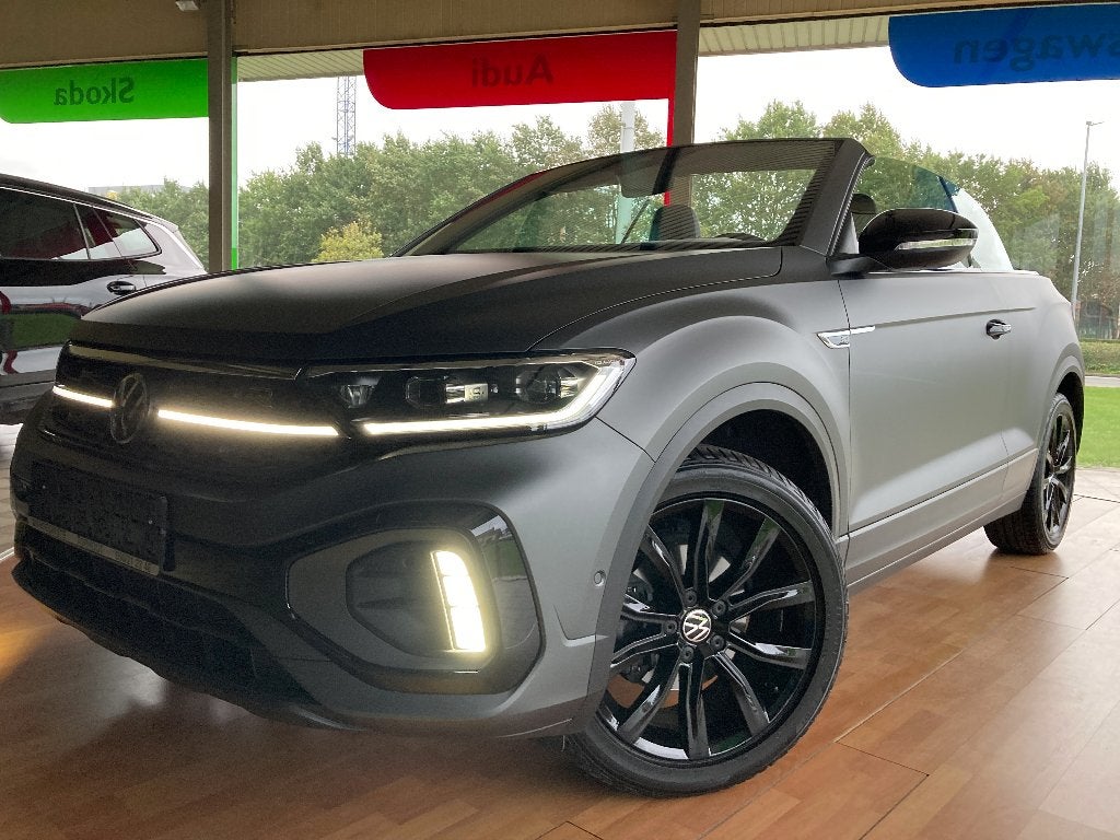 T-Roc Cabrio 150TSI 'Matt Edition Grey' - Exclusive -630/999, 1498 cc, 4 cilinders, Cabriolet, Leder en Stof