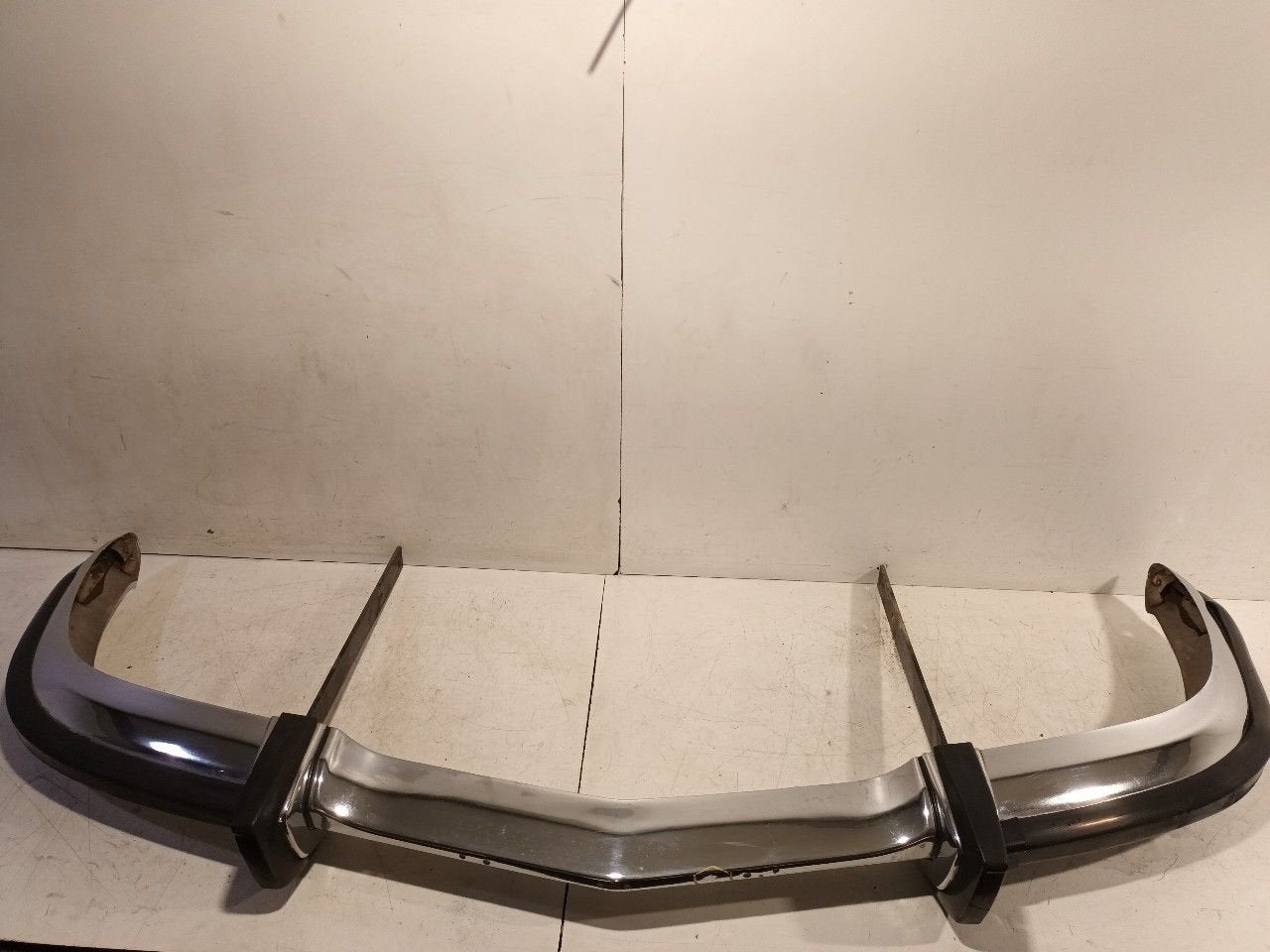 Bumper voor BMW 2500, Onderdelen@venauto.nl, Van der Ven Autorecycling B.V., Gebruikt, Ettenseweg 76, 4706 PB Roosendaal, The Netherlands
