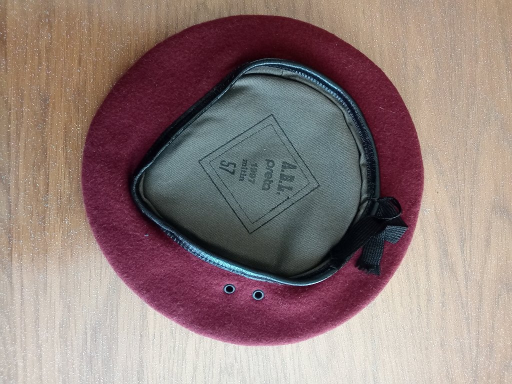 Béret rouge  Para commando  belge, Envoi