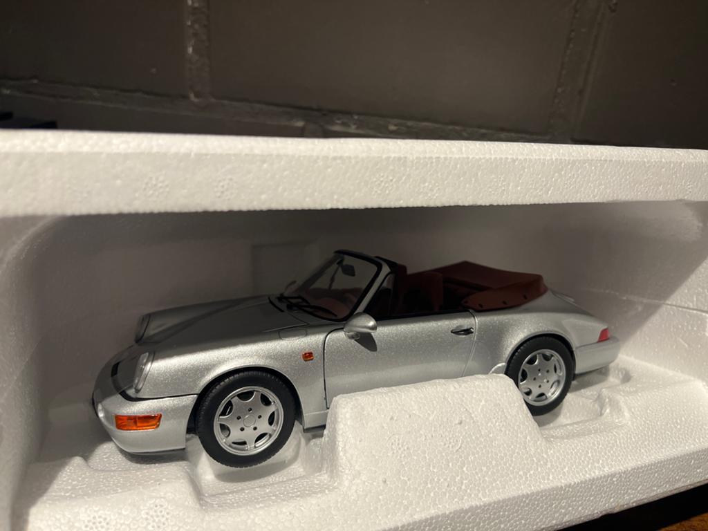 Porsche 964 Cabrio, Hobby en Vrije tijd, Ophalen, Zo goed als nieuw, Norev