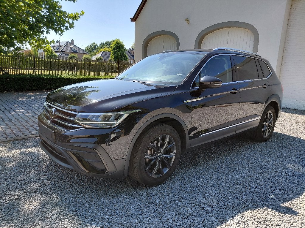 Volkswagen Tiguan All Space 7pl business 1.5 TSI 150 pk, Achat, 1800 kg, Entreprise, 7 places