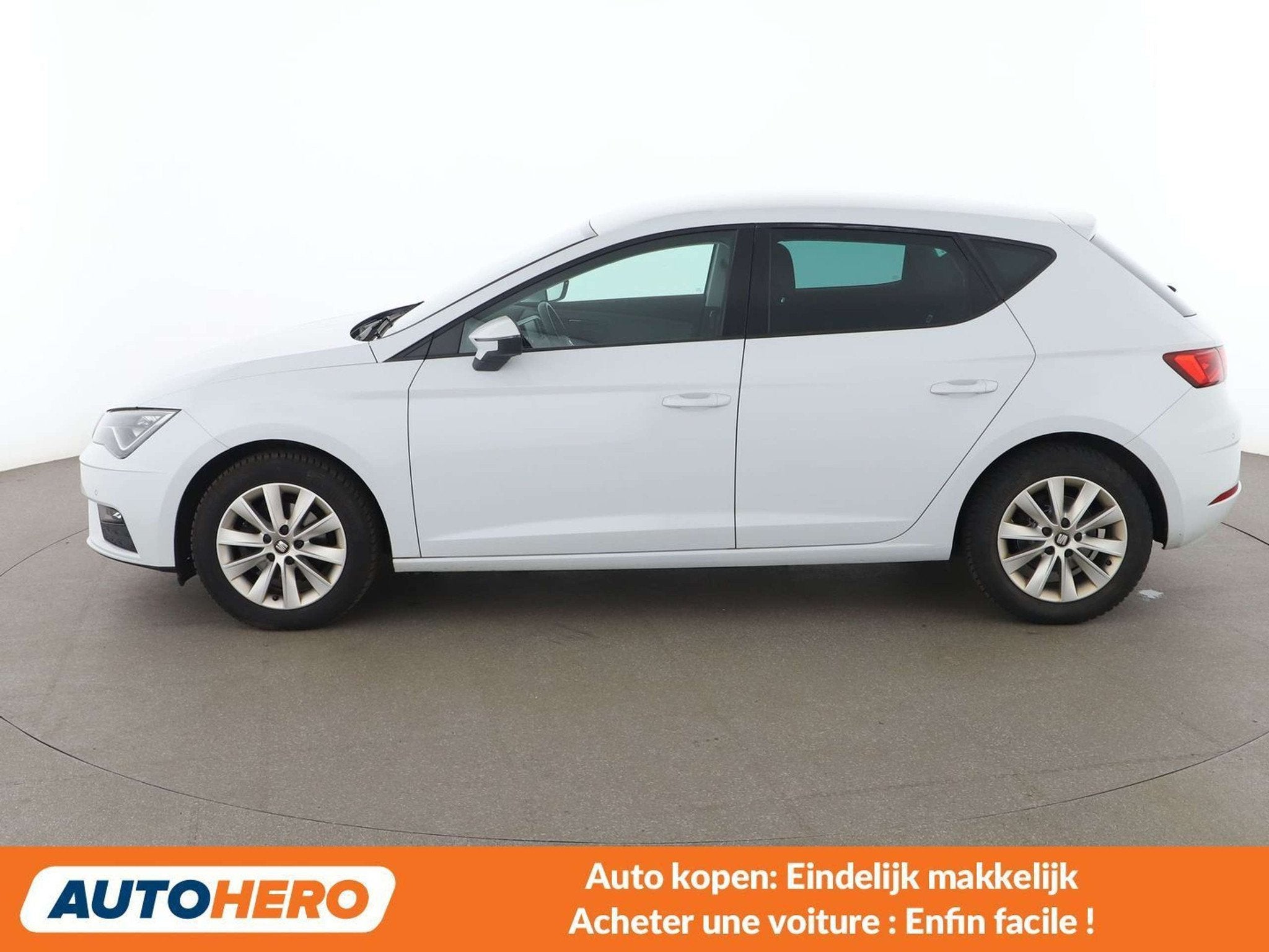 SEAT Leon 1.0 TSI Style (bj 2020), Auto's, Seat, Voorwielaandrijving, Stof, Gebruikt, 5 deurs