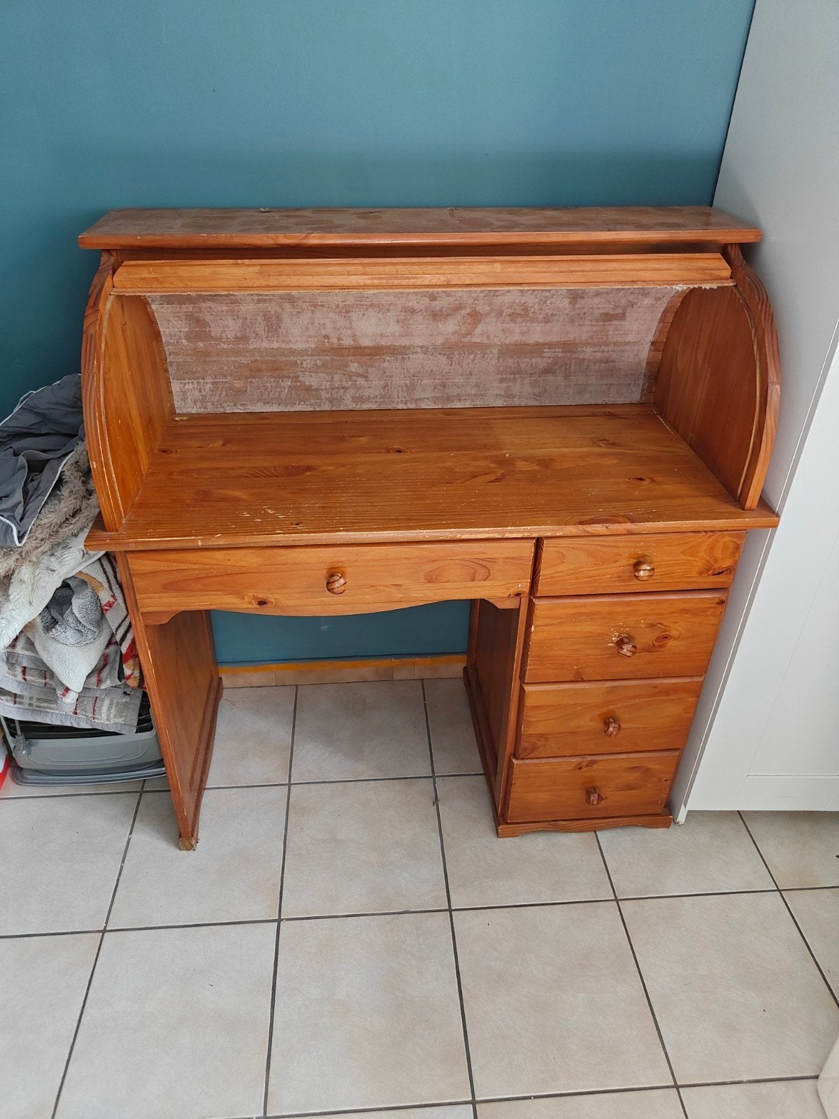 Oude bureau, Ophalen