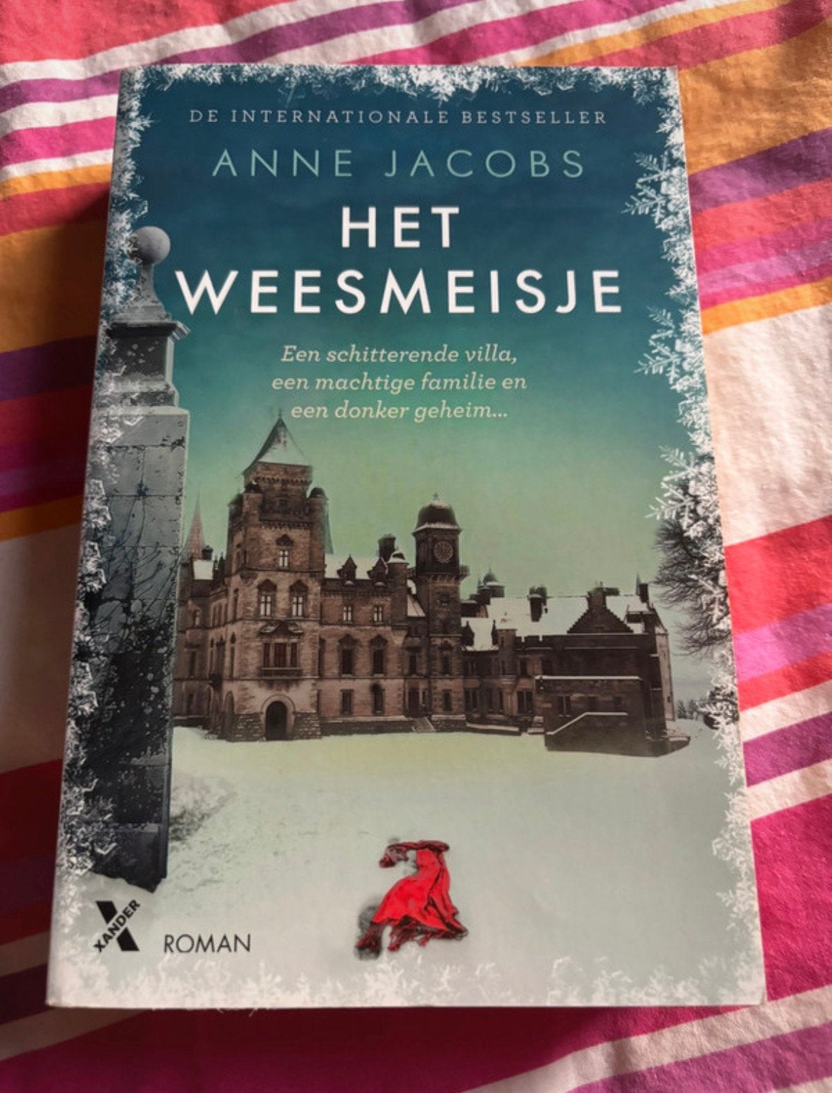 Boek Het Weesmeisje, Enlèvement ou Envoi, Comme neuf