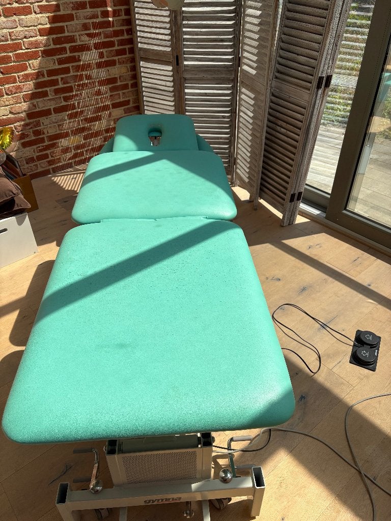 Gymna elektrische behandeltafel, Ophalen, Gebruikt, Massagetafel