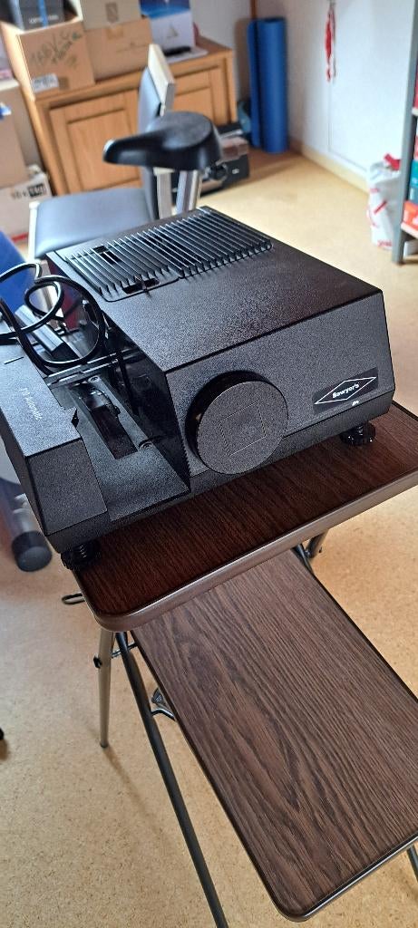 DIA PROJECTOR, Ophalen of Verzenden, Gebruikt