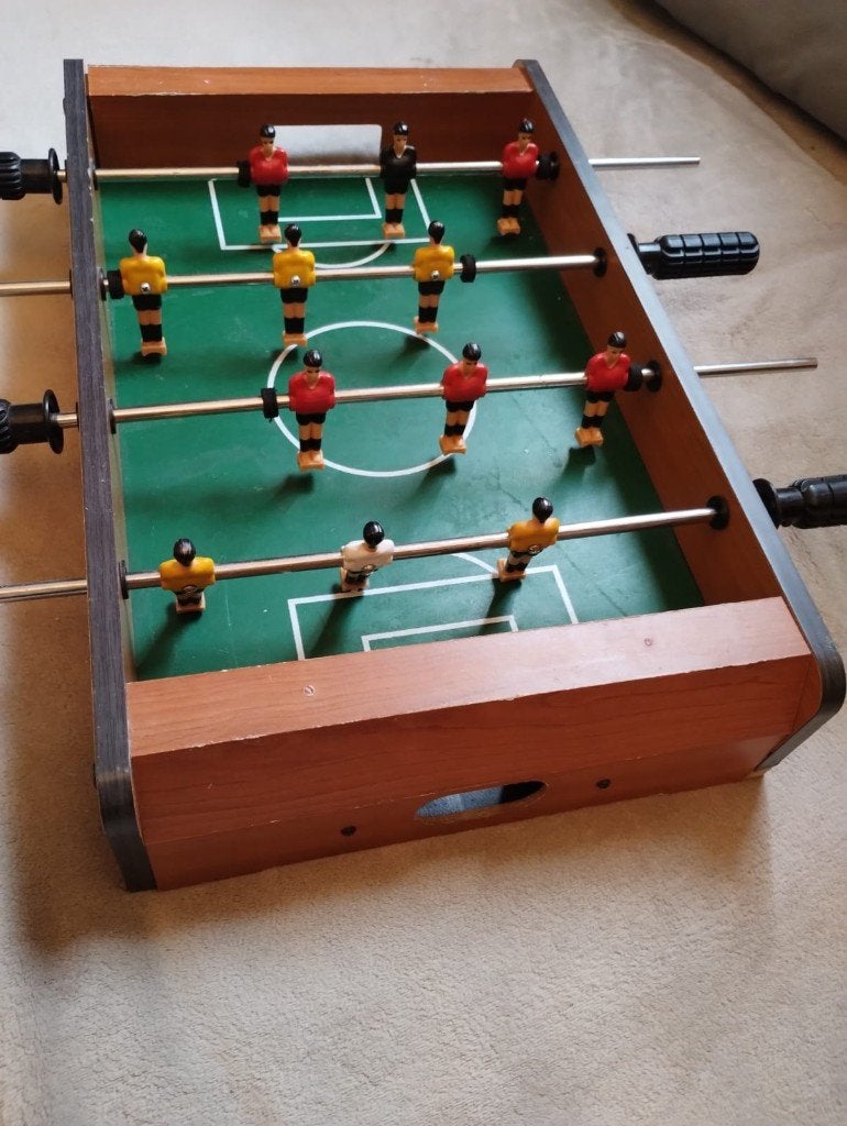 Mini baby-foot de table en bois, Enlèvement, Utilisé