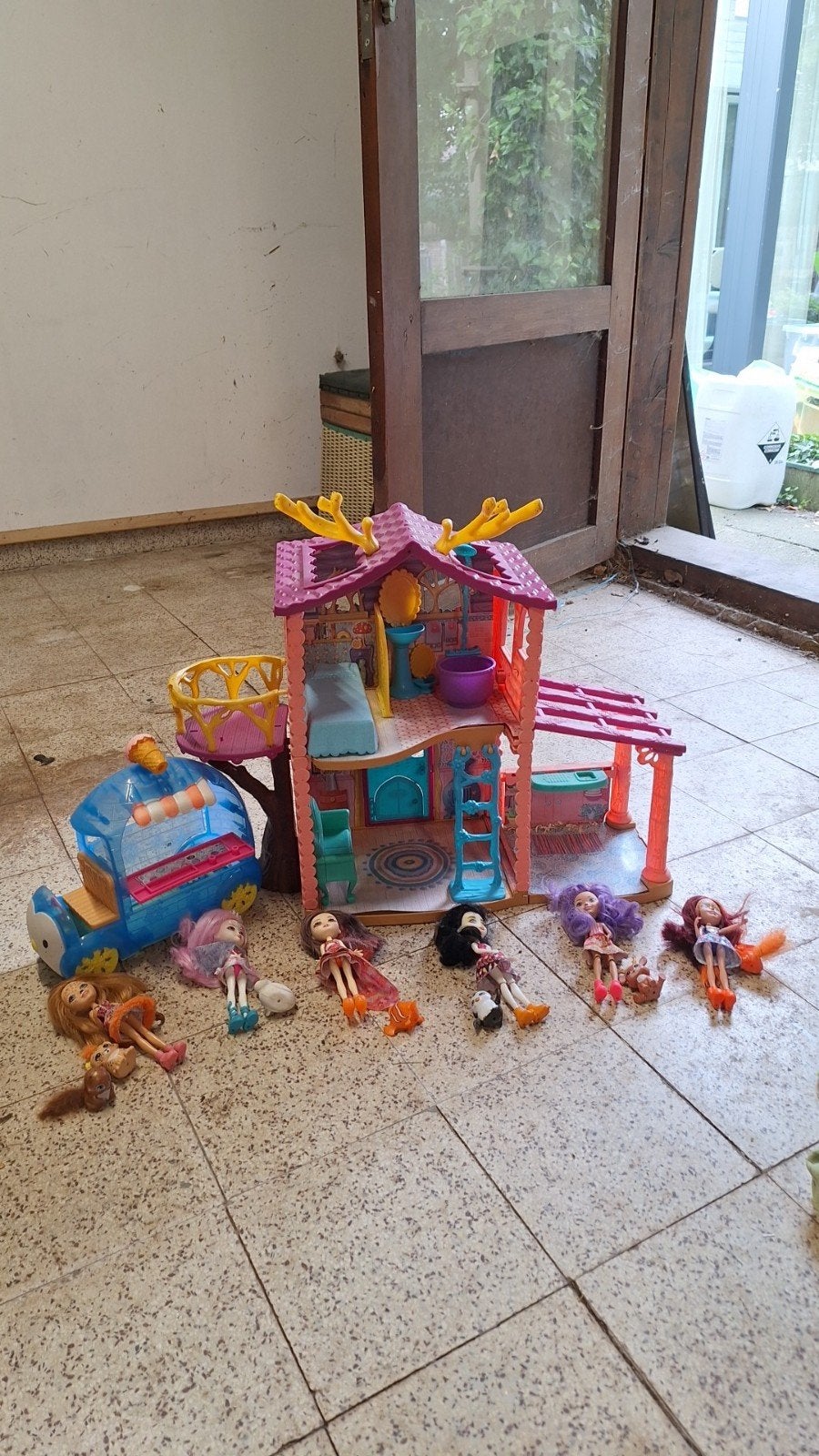 enchantimals huis+ ice cream kraam, Ophalen