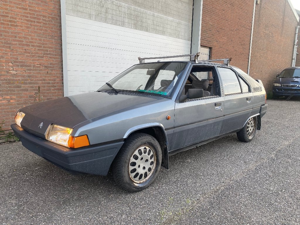 Citroen BX 04/1986, Diesel met Servo, Auto's, Oldtimers, Voorwielaandrijving, 4 deurs, Stof, Citroën