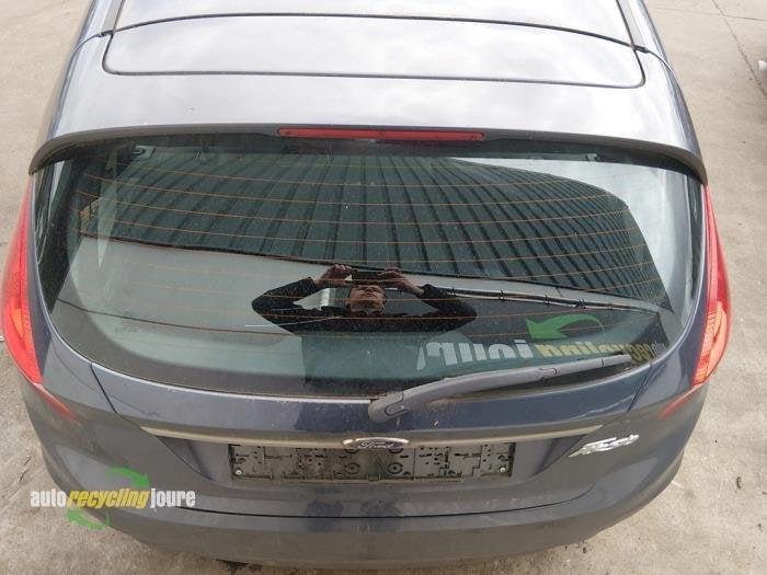 Hayon d'un Ford Fiesta (F0), -, -, -, 3 mois de garantie