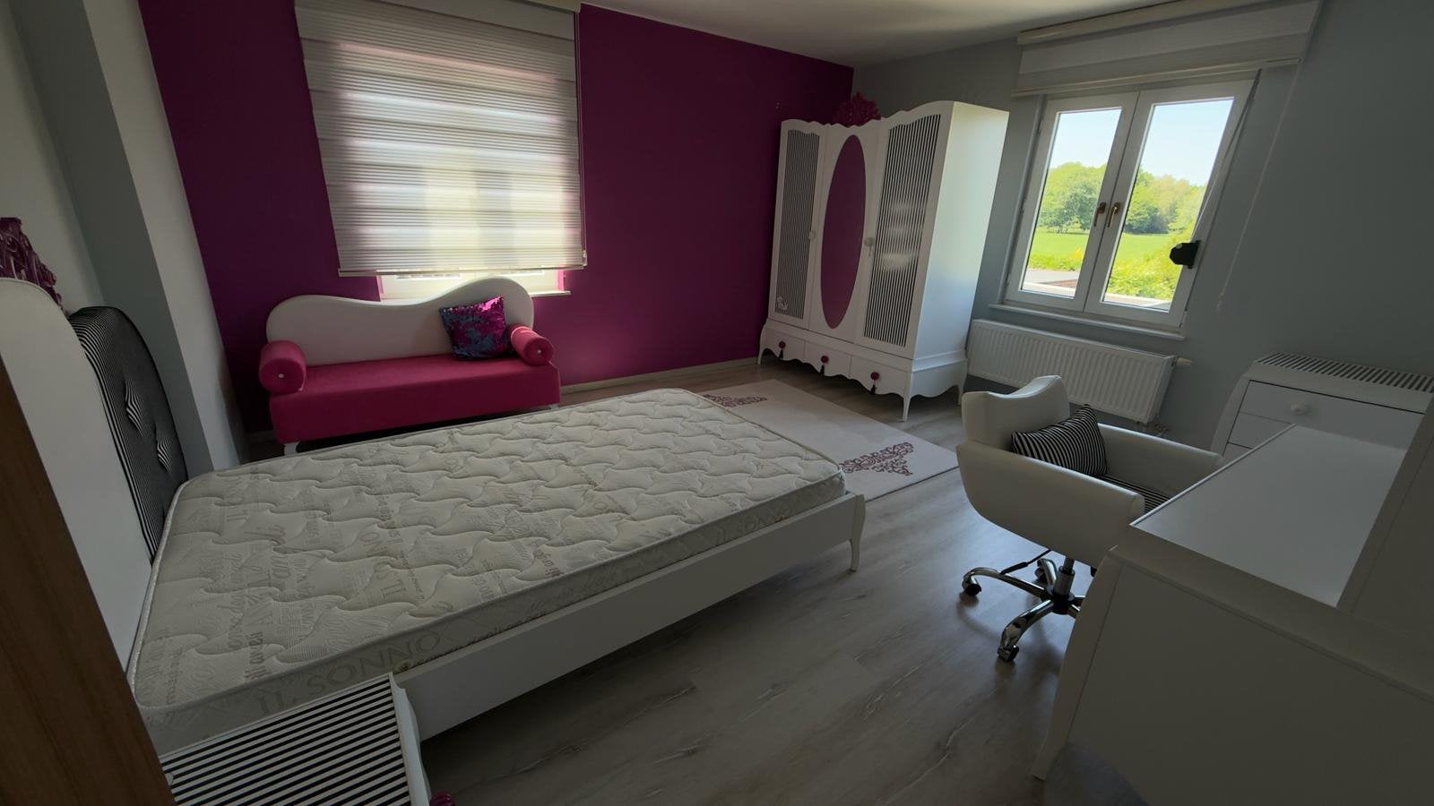 Slaapkamer meubel zeer goede staat, Huis en Inrichting, Slaapkamer | Complete slaapkamers, Ophalen