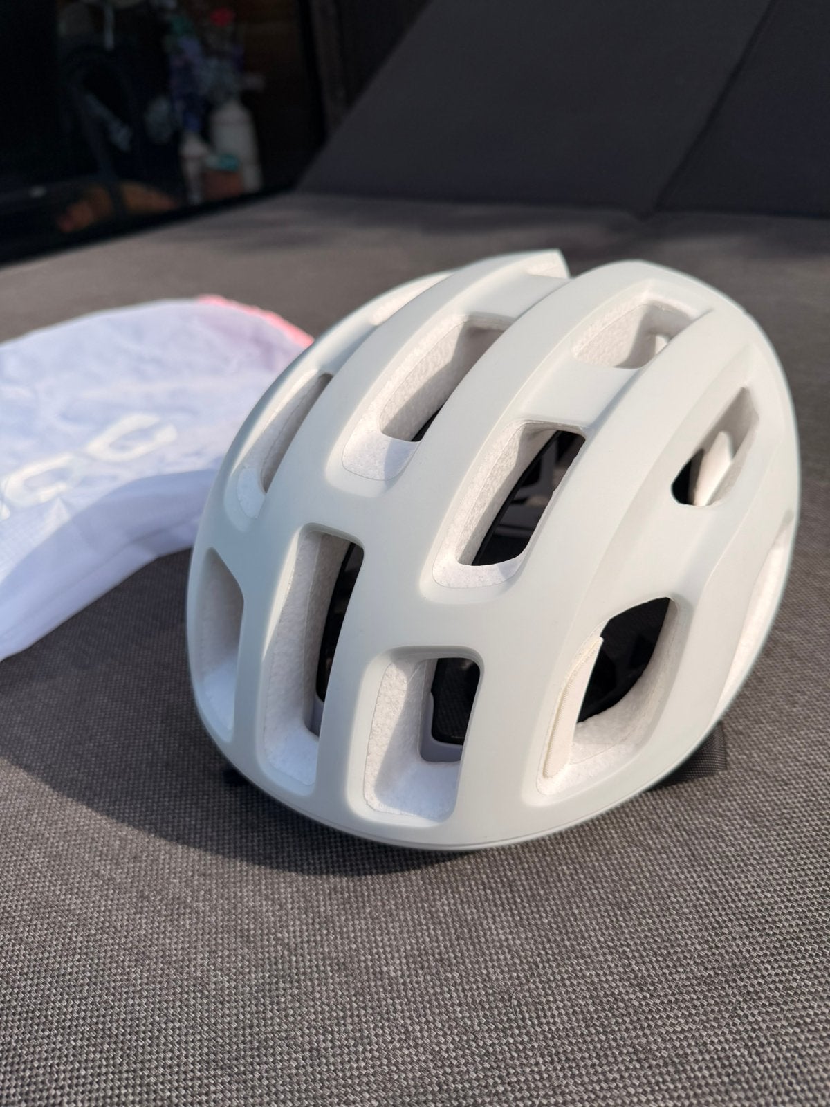 Lampilles à air POC Ventral taille L, Vélos & Vélomoteurs, Accessoires vélo | Casques de vélo, Comme neuf, L, Enlèvement ou Envoi