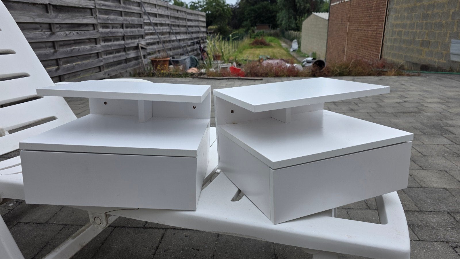 2 tables de chevet - blanc - armoires de chambre, Enlèvement