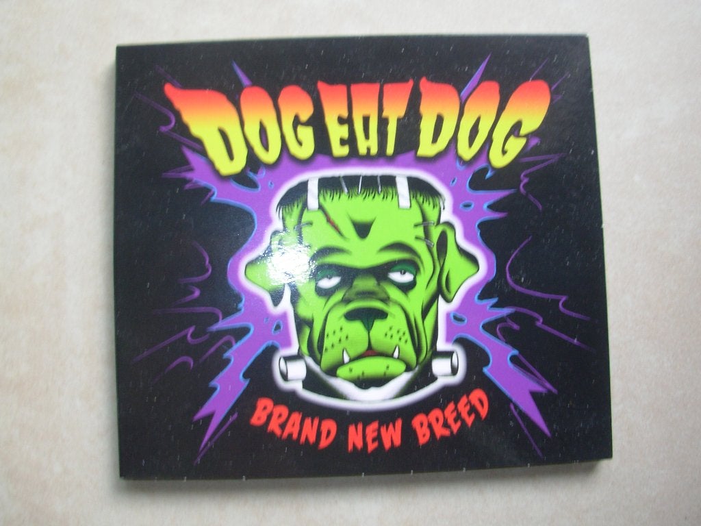 CD. DOG EAT DOG - Brand new breed, Cd's en Dvd's, Cd's | Rock, Ophalen, Zo goed als nieuw, Indie Rock, Album
