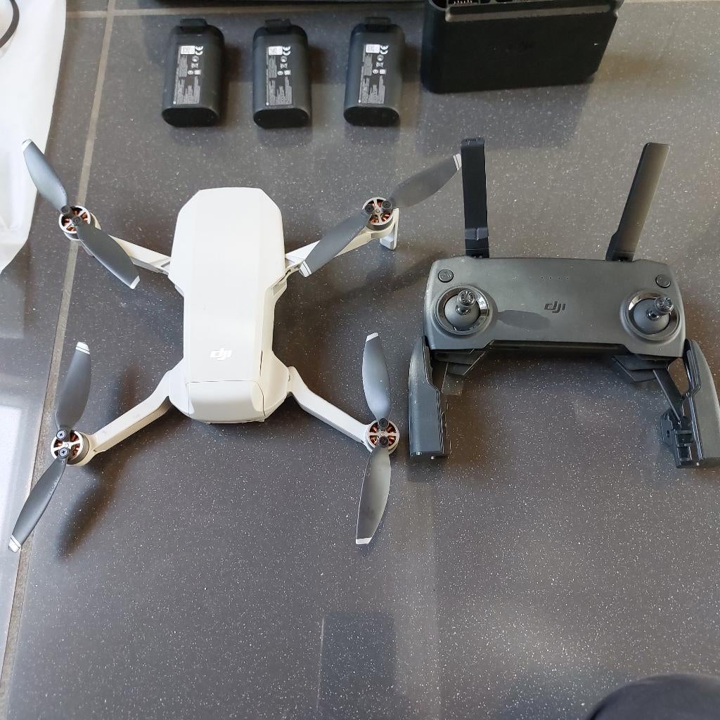 dji Mavic mini, TV, Hi-fi & Vidéo, Drones, Retour au point de départ, Enlèvement ou Envoi, Moins de 250 g, Qualité supérieure