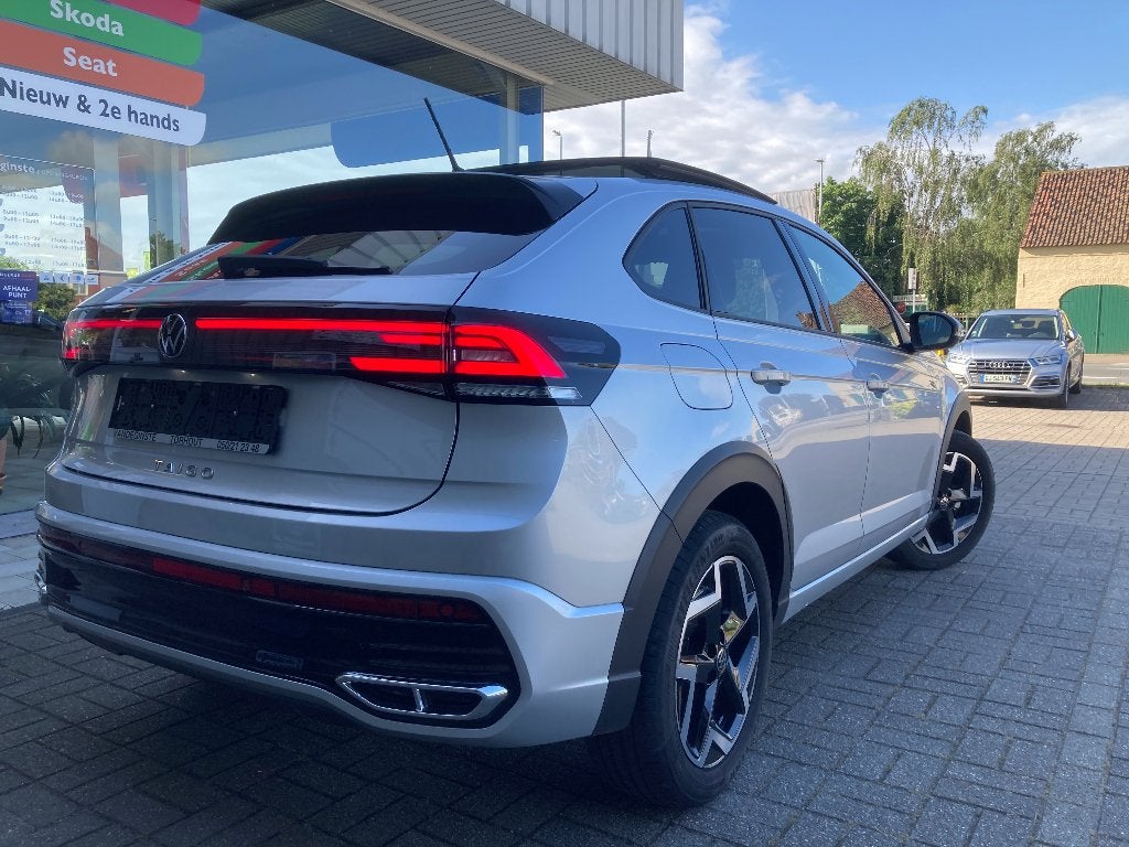 Taigo R-LINE 116tsi -Airco -ACC -App -LED -Panodak -2025, Dealer onderhouden, Alcantara, 124 g/km, 5 deurs