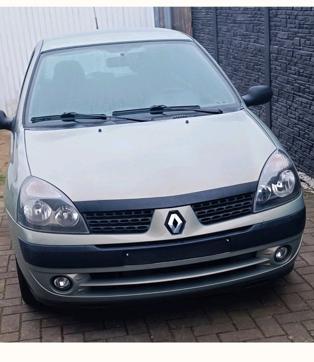 Renault Clio 1.2 essence toutes les pièces sont à vendre

to, Enlèvement, Renault