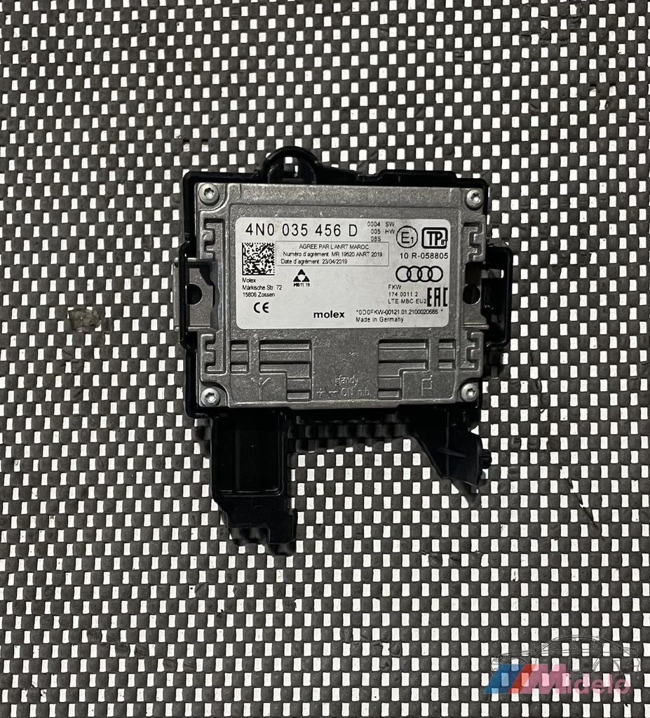 AUDI A3 ANTENNEVERSTERKER MET HOUDER 4N0035456D, Auto diversen, Autoradio's, Gebruikt, Ophalen of Verzenden