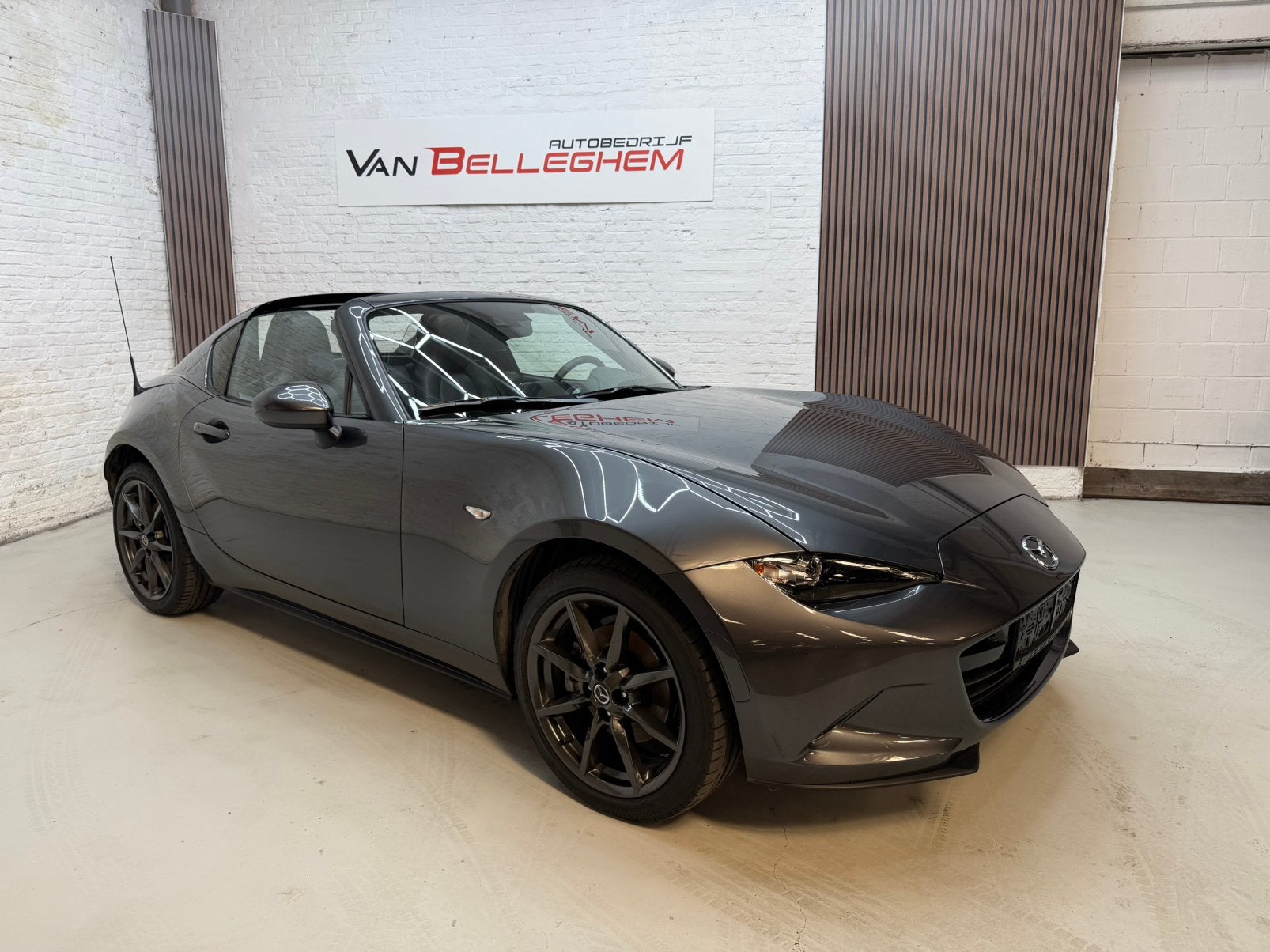 Mazda mx-5 RF 2.0i skyactiv in nieuwstaat *12.500km*