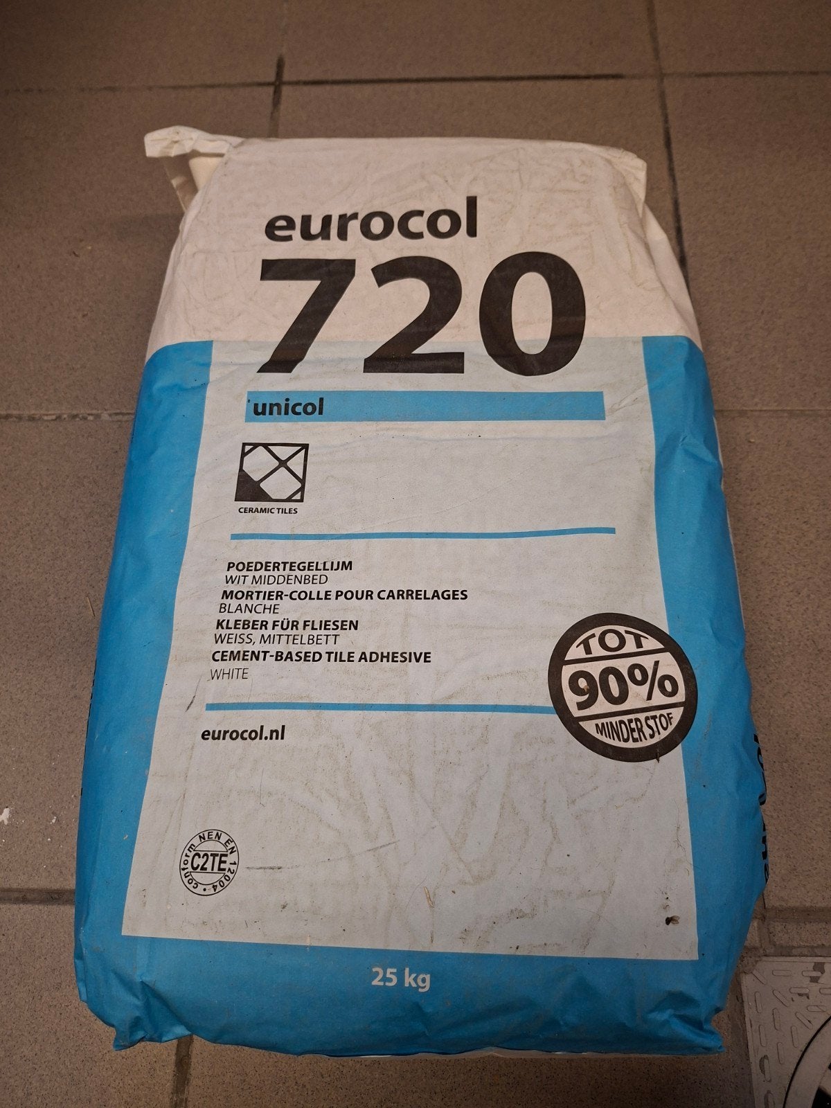 Adhésif à carrelage blanc Eurocol 720, Bricolage & Construction, Dalles & Carrelages, Enlèvement, Neuf