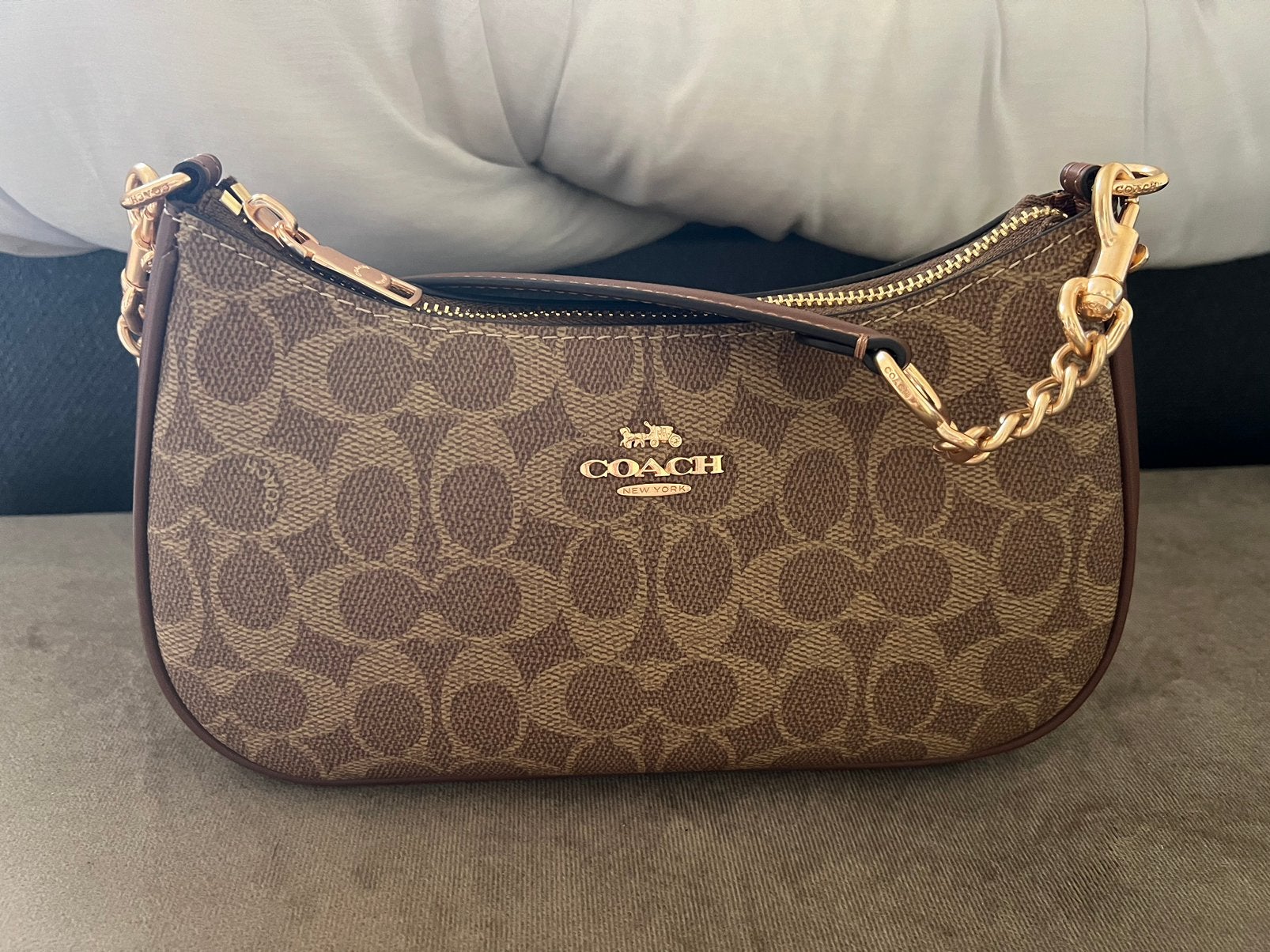 Coach Teri Shoulder Bag In Signature Canvas, Verzenden, Zo goed als nieuw, Handtas