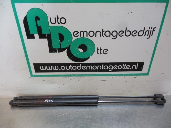 Set Gasdempers Achterklep van een Hyundai Getz (Getz 03-), Auto-onderdelen, Gebruikt, -, -, Ophalen of Verzenden