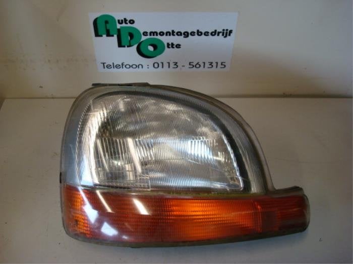 Phare droit d'un Renault Kangoo (Kangoo 98-), Renault, -, 3 mois de garantie, Utilisé
