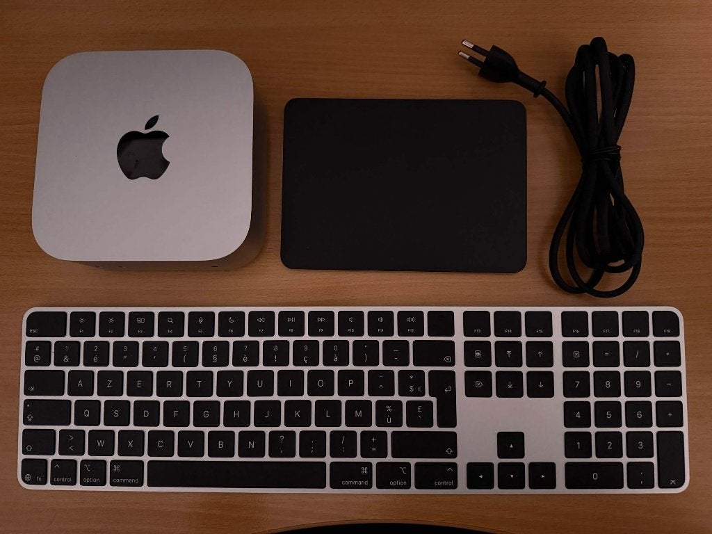 Mac Mini M4 Pro 24Go RAM + Magic Keyboard + Magic Trackpad, Computers en Software, Ophalen, 32 GB, SSD, 512 GB
