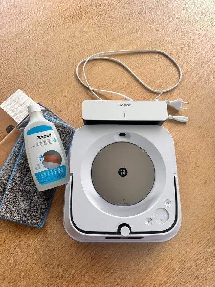 iRobot Braava jet m6 Dweilrobot (Juni 2024) – Complete Set, Elektronische apparatuur, Overige elektronische apparatuur, Zo goed als nieuw